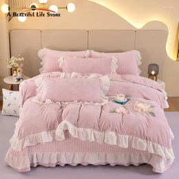 Bedding Sets Winter Warm Crystal Velvet Fleece Lace Ruffles Flowers Embroidery Set Carved Duvet Cover Bedspread Pillowcase