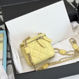 10A Mirror quality Luxury Designer Vanity Case Women Small Lambskin Cosmetic Bags Mini Lipstic Case With Box C142253J