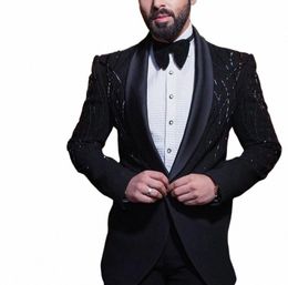 men Suits Tailor-Made 2 Pieces Blazer Pants One Butt Beaded Sequins Satin Lapel Gentle Busin Wedding Plus Size Tailored I1S4#