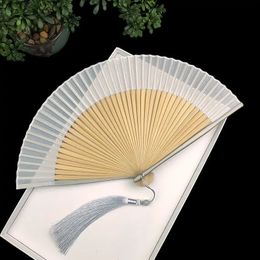 Chinese Style Pure Colour Silk Fabric Folding Fan Simple Antique Bamboo for Dancing Pograph Summer Decorative 240325
