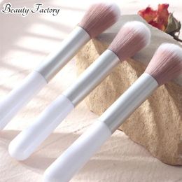 Makeup Brushes Single Brush Professional Highlight Blush Loose Powder Honey Ladies Tools