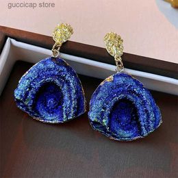 Charm Pleated Blue Irregular Metal Earrings for Women Temperament Personality Silver Needle Drop Earring Luxury Gorgeous Jewelry Gift Y240328