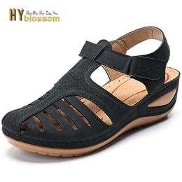 Sandals Premium Orthopaedic Womens Bunion Corrector Platform Walking Beach Shoes Wedge H240328PSN2