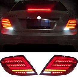 Zespół tyllight dla Mercedes-Benz klasy C W204 2007-2014 LED LED LED Lampa hamulca LED LED Sygnał Turczyka