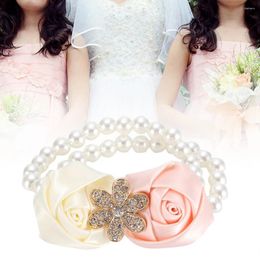 Decorative Flowers 2pcs Beautiful Hand Flower Bridesmaid Wrist Corsage Decorations Pearl Satin