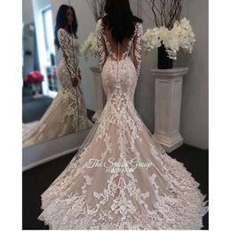 Koronkowe syreny rękawy Nowe iluzja długie sukienki Tiul Applique Court Księżniczka ślubna suknie ślubne z guzikami