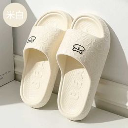 Slippers Outdoors Summer Women Men Flat Thick Platform Non-Slip Cartoon Home Bath Sandals Beach Slides Couples Ladies Shoes H240328EAME