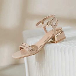 Sandals Beige High Heel Fashion Womens Shoes 2024 Large Medium Black Luxury Summer New Stud Girls Comfortable Low Roman H2403281MJC