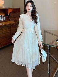 Casual Dresses White Bodycon Plus Velvet Warm Dress For Ladies Auutmn Winter Elegant Ruffled Long 2024 Korean Fashion Party