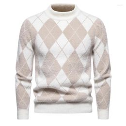 Men's Sweaters Spring European American Diamond Jacquard Sweater Winter Casual Fashion Round Neck Knitted Pullovers Male Warm