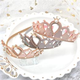 10pcs/lot Fashion Pearl Crown Solid Hairband Pearls Royal Style Kids Headbands Shinning Crystal Crown Princess Headbands 240328