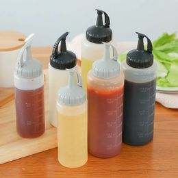 175 ml / 350 ml Squeezing Oil Bottle Kitchen Organizer Sojasås Kryddans salladsås Vinäger Behållare Plastkryddor Baska