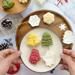 Baking Moulds 30g Christmas Hand Pressed Pastry Mould Santa Claus Bells Snowflake Tree Mooncake Cake Decoration Tools