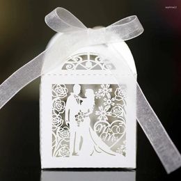 Gift Wrap 50Pcs Laser Cut Bride And Groom Candy Box Chocolate Love Heart Wedding Favor Packaging With Ribbon Engaged