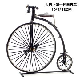 Sculptures Hot Classic The First Generation of Bicycles In the World Model Creative Mini Iron Bike Best Gift Home Bar Decoration