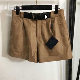 Women's Shorts designer Genuine Leather Short Pant For Women Designer Metal Badge Fashion Grade Pants Streetwear E92G