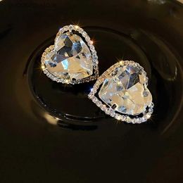 Charm Heart Crystal Clip Earrings for Women Bijoux No Pierced Geometric Rhinestone Ear Clip Statement Jewelry Y240328
