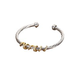 Fashion and luxury bracelet designer women's classic noble and elegant jewelry bracelet