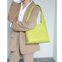 Evening Bags 2024 Fashion Trend Designer Handbag Real Leather Shoulder Bag Inside Cross Body Hobo Shape Brand Women
