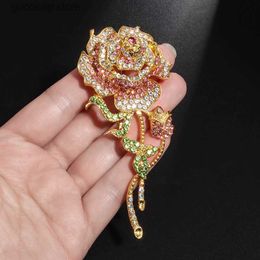 Pins Brooches Ladies Exquisite Rhinestone Rose Large Brooch Elegant Sparkling Zircon Flower Lapel Pin Wedding Party Badge Jewellery Y240329