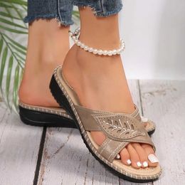 Slippers Ethnic Style Wedges Sandals 2024 Summer Pu Leather Low Heels Woman Lightweight Non Slip Outdoor Slides H240328MMLH