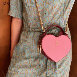 Luxury Fashion Diagonal Package Shop Free Shipping Olays New Valentines Day Heart Crossbody Love Bag Classic Chain Split Leather Peach Phone for Women