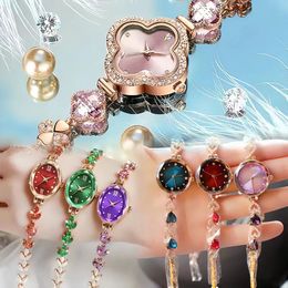 let designer for Women chain bracelet luxe clover Four-leaf with precious stones Alloy gold plating designer Jewellery bracelets watch High Quality