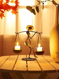 Candle Holders Retro Iron Candlestick Ornaments Creative Human Form Holder Vintage Home Decoration Accessories Romantic