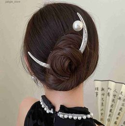 Hair Clips New Women Hair Forks Ancient Style Hair Ornament Hair Stick Silver Alloy Moon Semicircle Shaped Hair Jewelry Accessories Hairpin Y240329