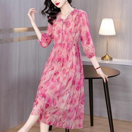 Casual Dresses Women's Dress 2024 Summer French Style Three Quarter Sleeve Silk Chiffon Floral Print V-Neck