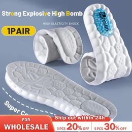 1 Pair Premium Sports Insoles for Shoes Soft Breathable ShockAbsorbing Cushioning Optimal Men Women Foot Care Pads 240321