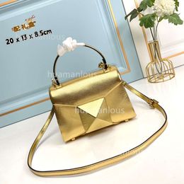 Rivet Rock Designer New Shoulder Bag Vlogoo Woman Small Walentino Bags Stud Handheld 2024 Womens Fashion Square Simple Versatile Large Crossbody RP2R