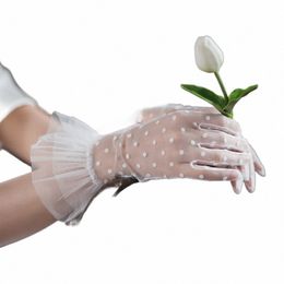 wg063 Elegant Wedding Bridal Gloves Soft Tulle Dots Ruffle Short White Wrist Brides Bridesmaid Gloves Women Marriage Accories z500#