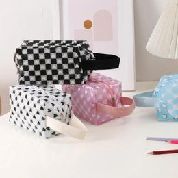 Pencil Pouch Versatile Heart Plaid Print Case Stylish Stationery Bag For Home School Travel Transparent