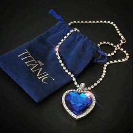 Titanic Heart of Ocean blue heart love forever pendant Necklace velvet bag Y12182394