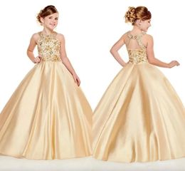 Satin Halter Gold Little Girl's Pageant Dresses Sequins Pärlade broderi Kids Toddler Flower Girl Wedding Ball Ballklänningar Spädbarn Baby First Commonion Dress