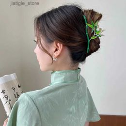 Hair Clips Elegant Chinese Style Bamboo Hair Clip Tulip Flower Claw Clip Metal Shark Clip Design Barrette Womens Headband Hair Accessories Y240329