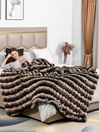 Blankets Luxury Faux Fur Throw Blanket Fuzzy Elegant Fluffy Decoration For Sofa Couch Brown Chinchilla 150 200cm