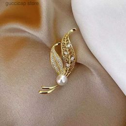 Pins Brooches Fashion Delicate Tree Leaf Brooches For Womens Vintage Crystal Rhinestone Brooch Pins Collar Dress Clothing Accessories Jewellery Y240329