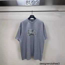 Designer B Family High Edition Paris New Painted Letter Embroidery Family Short sleeved T-shirt Men's and Women's Same Loose T-shirt Short sleeved 1BNP