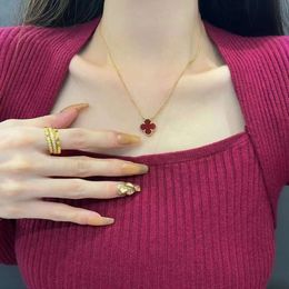 classic Van Clover Necklace Fashion V Gold Clover Reversible Necklace High-grade White Flying Swallow Carnelian Chain Gift with box