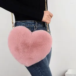 Shoulder Bags Women Winter Soft Warm Plush Heart Shaped Purse Ladies Faux Fur Bag Fluffy Crossbody Chain