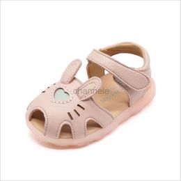 Sandals 2021 New Summer Baby Shoes Leather Soft Sole Kids Sandals Closed Toe Cute Toddler Girls Sandals 15-25 240329