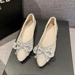 Sandals 2024 Crystal Bling Bow Women Flats Shoes Piontde Toe Shallow Designer Summer Dress Elegant Flip Flops Zapatos Mujer