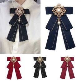 Bow Ties Fashion Red Ribbon Bow Brooch Rhinestone Crystal Fabric Cloth Art Luxury Wedding Dress Pins And Brooches Gift For Women Y240329