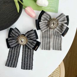 Bow Ties New Womens Retro Rhinestone Bow Tie Korean Fashion Professional Dress Shirt Brooch Pin Hair Accessory Dual-purpose Accessory Y240329