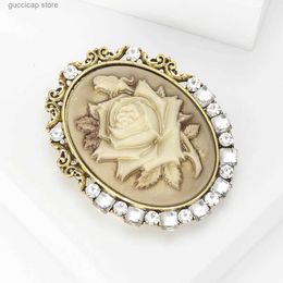 Pins Brooches Dmari Women Brooches Vintage Stone Badge Luxury Jewellery Accessories For Clothing Y240329