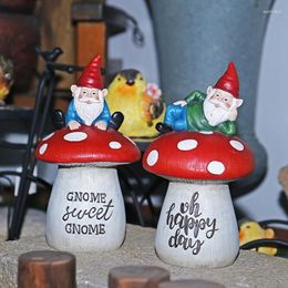 Decorative Figurines Resin Dwarf Statue Sitting On Mushroom Gnome Figurine Character Garden Decor Outdoor Pastoral Decoration Ornaments