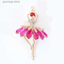 Pins Brooches MOZOG Alloy Delicate Ornament Ultralight Brooch Popular Exquisite Women Lapel Pin Versatile Fashion Jewelry Clothing Decoration Y240329