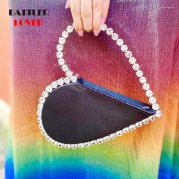 Evening Bags Diamond Red Heart Clutch Metal Handle Black Purse 2024 Designer Chic Rhinestone For Wedding Party Women PU